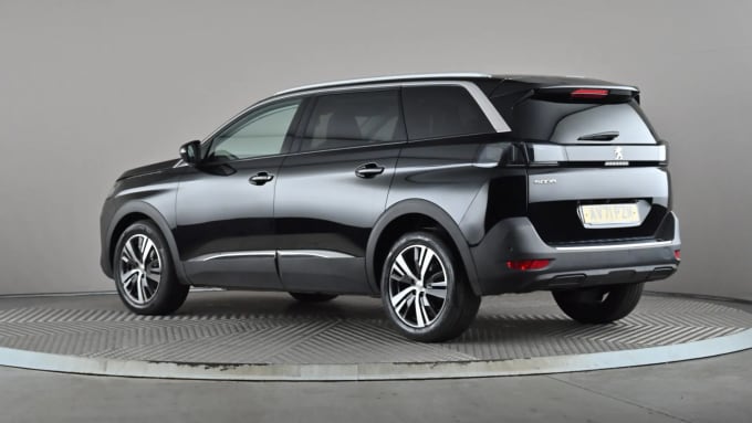 2022 Peugeot 5008