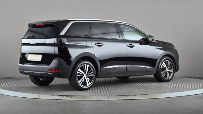 2022 Peugeot 5008