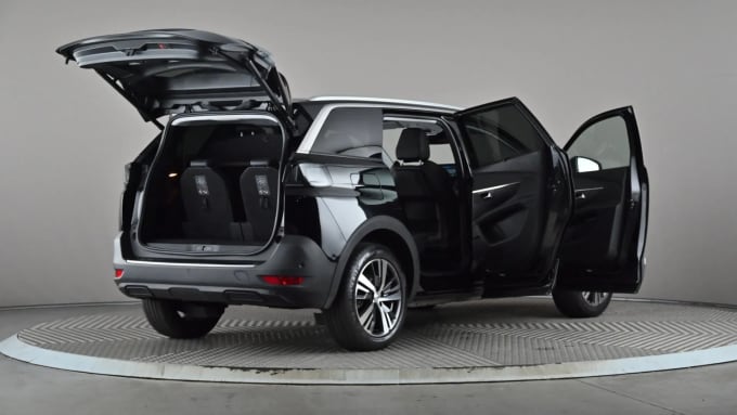2022 Peugeot 5008