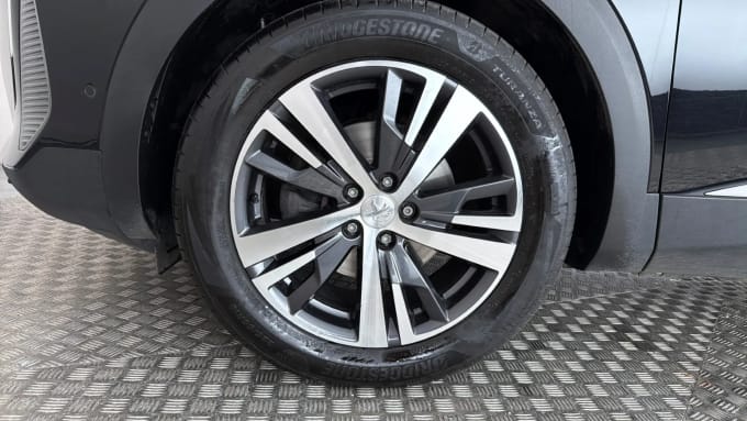 2022 Peugeot 5008