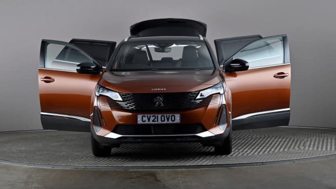 2021 Peugeot 5008