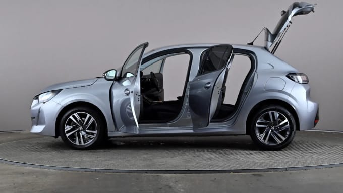 2023 Peugeot 208