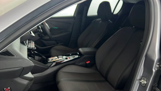 2023 Peugeot 208