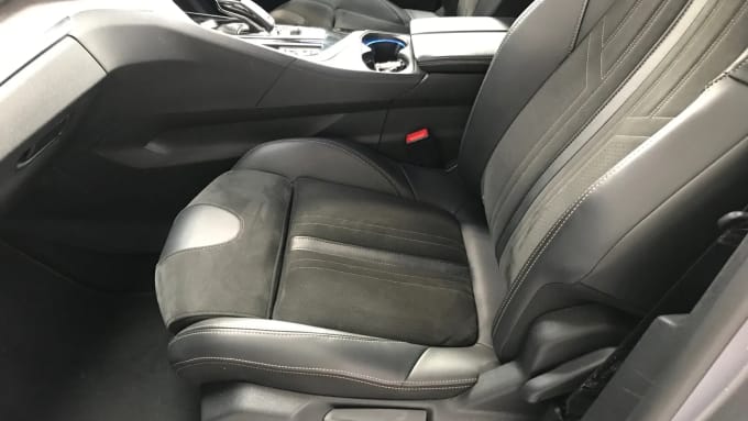 2021 Peugeot 3008