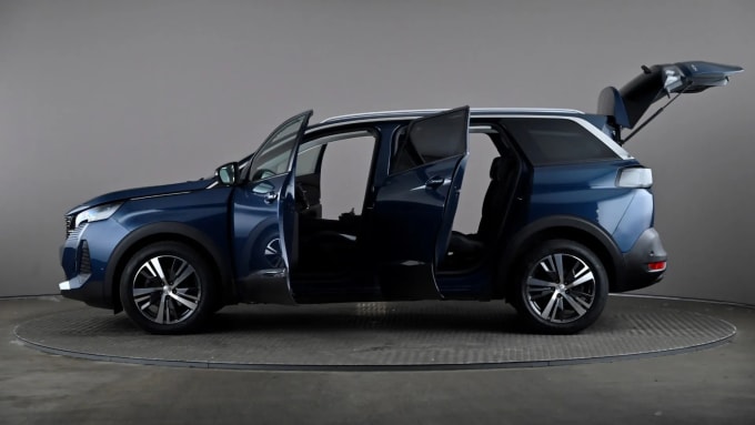 2022 Peugeot 5008