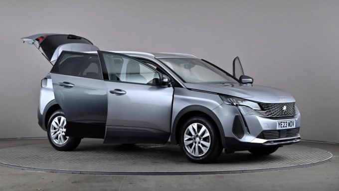 2023 Peugeot 5008