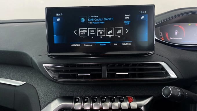 2022 Peugeot 3008