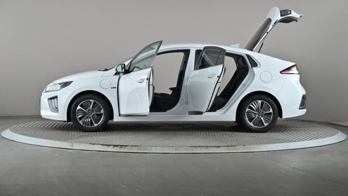 2021 Hyundai Ioniq