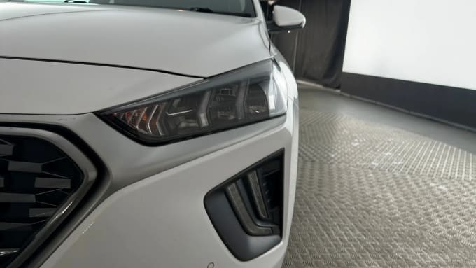 2021 Hyundai Ioniq