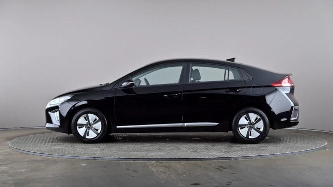 2022 Hyundai Ioniq