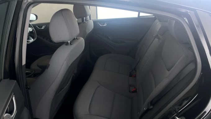 2022 Hyundai Ioniq