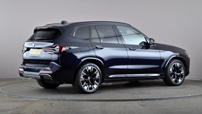 2022 BMW Ix3