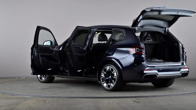 2022 BMW Ix3