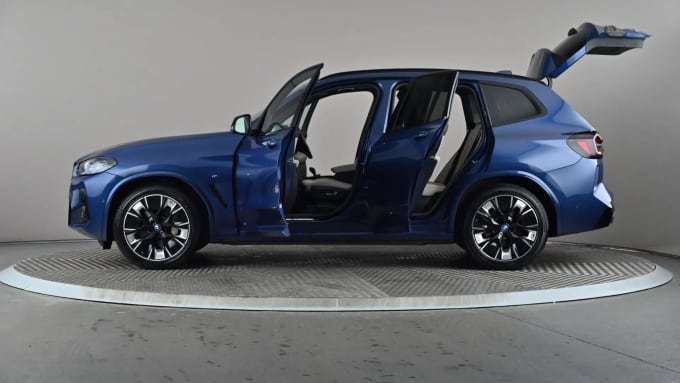2022 BMW Ix3