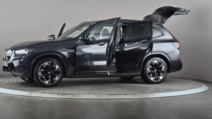 2022 BMW Ix3