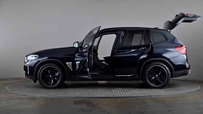 2021 BMW Ix3