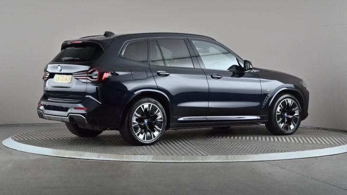 2022 BMW Ix3