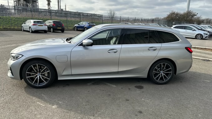 2021 BMW 3 Series Touring