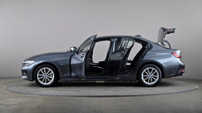 2022 BMW 3 Series