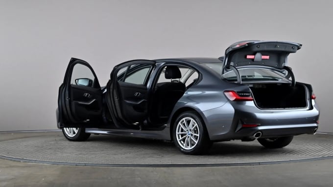 2022 BMW 3 Series
