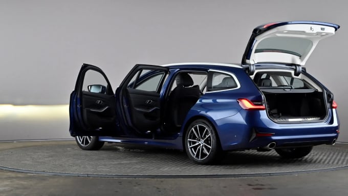 2021 BMW 3 Series Touring