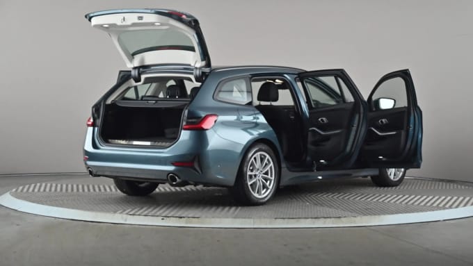 2021 BMW 3 Series Touring