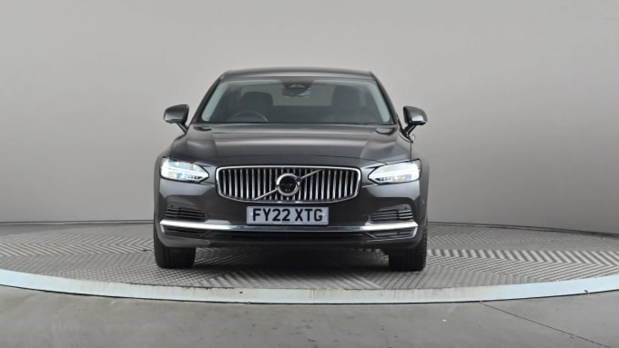 2022 Volvo S90