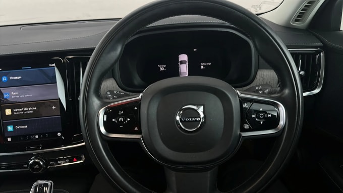 2022 Volvo S90