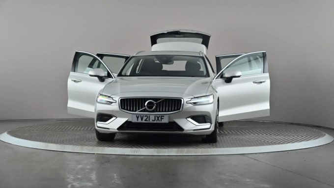 2021 Volvo V60