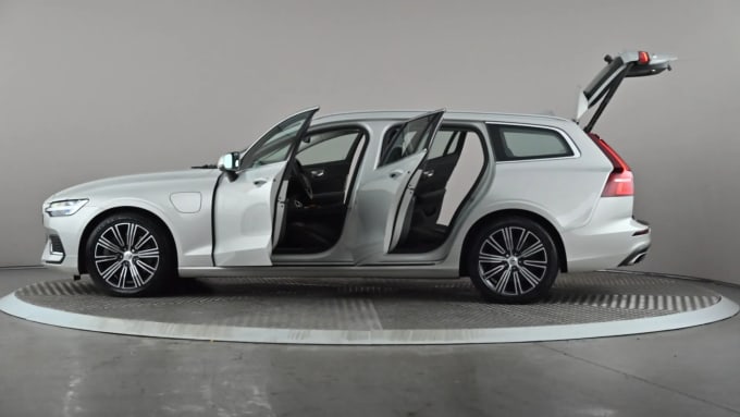 2021 Volvo V60