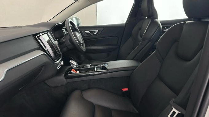 2021 Volvo V60
