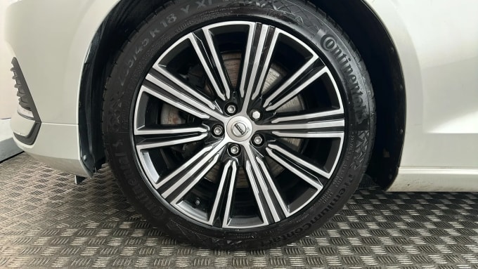 2021 Volvo V60