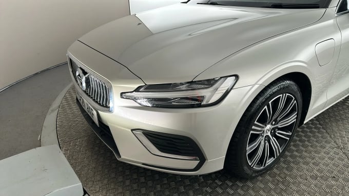 2021 Volvo V60