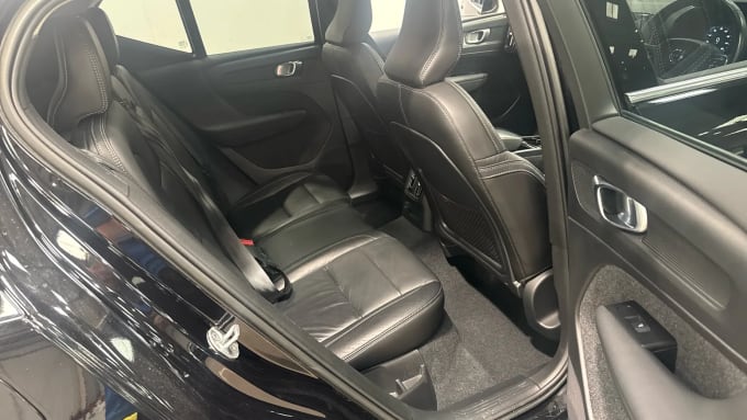 2022 Volvo Xc40