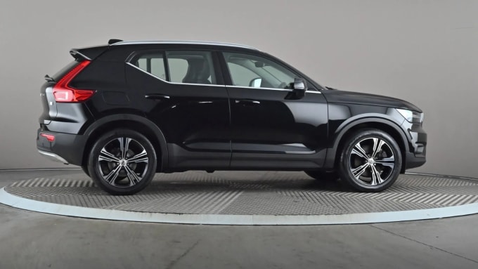 2022 Volvo Xc40