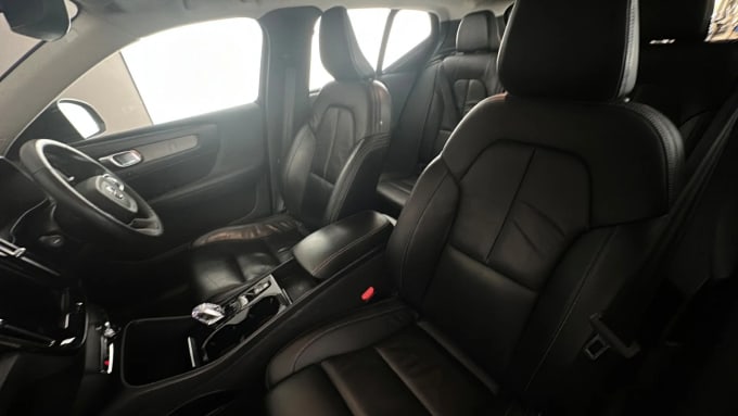 2022 Volvo Xc40