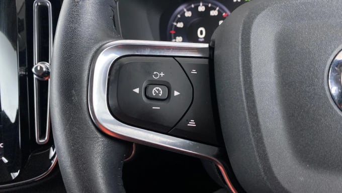 2021 Volvo Xc40