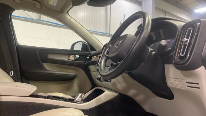 2021 Volvo Xc40
