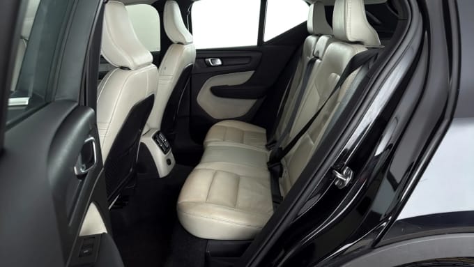 2021 Volvo Xc40