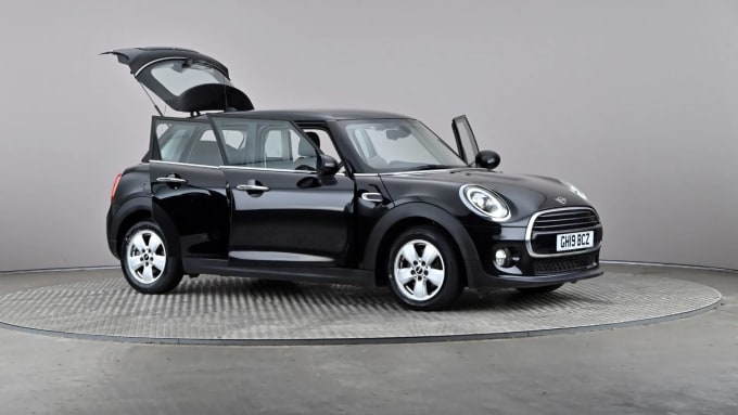 2019 Mini Hatch