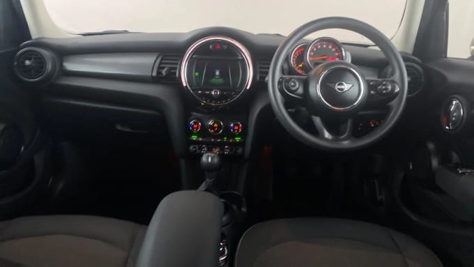 2019 Mini Hatch