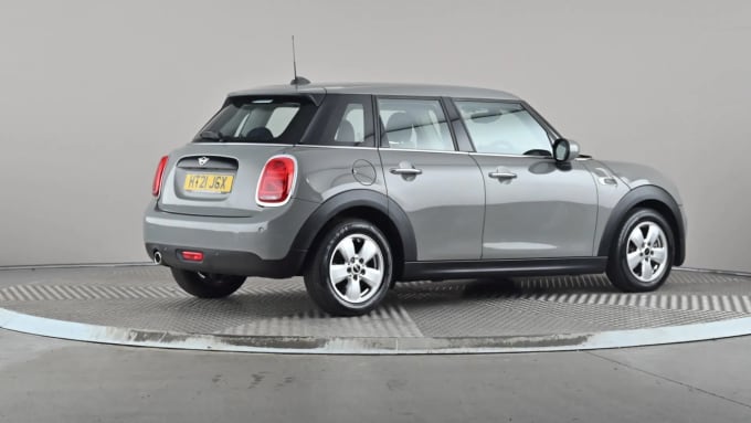 2021 Mini Hatch