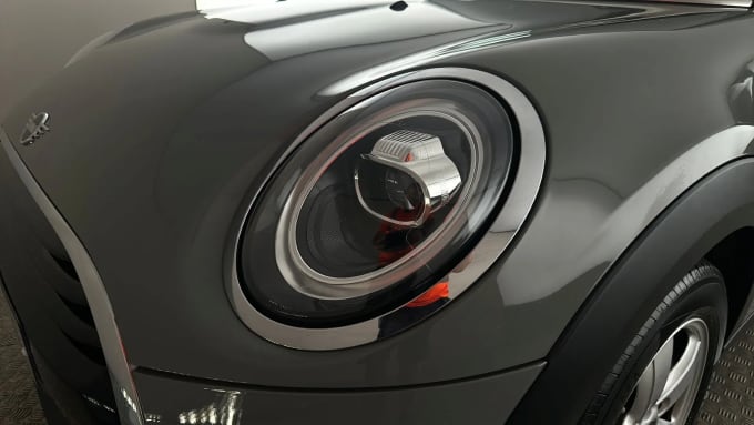 2021 Mini Hatch