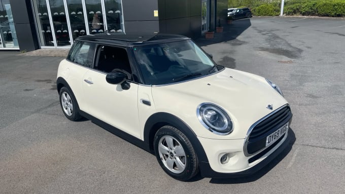 2019 Mini Hatch