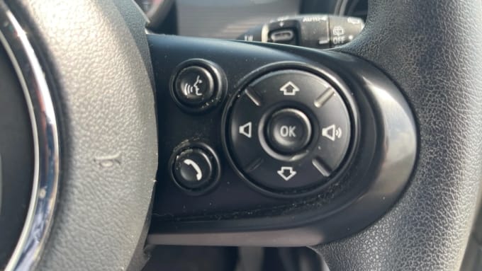 2019 Mini Hatch