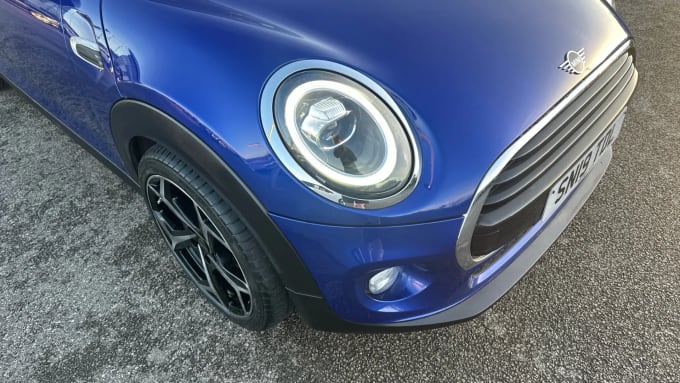 2019 Mini Hatch