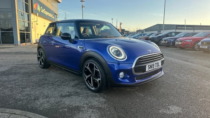 2019 Mini Hatch