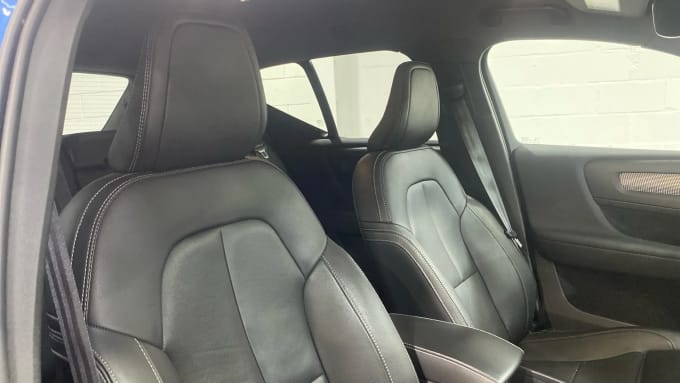 2020 Volvo Xc40