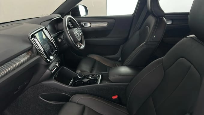2020 Volvo Xc40
