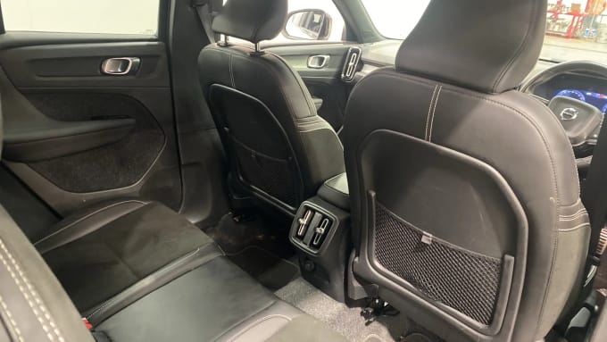 2020 Volvo Xc40